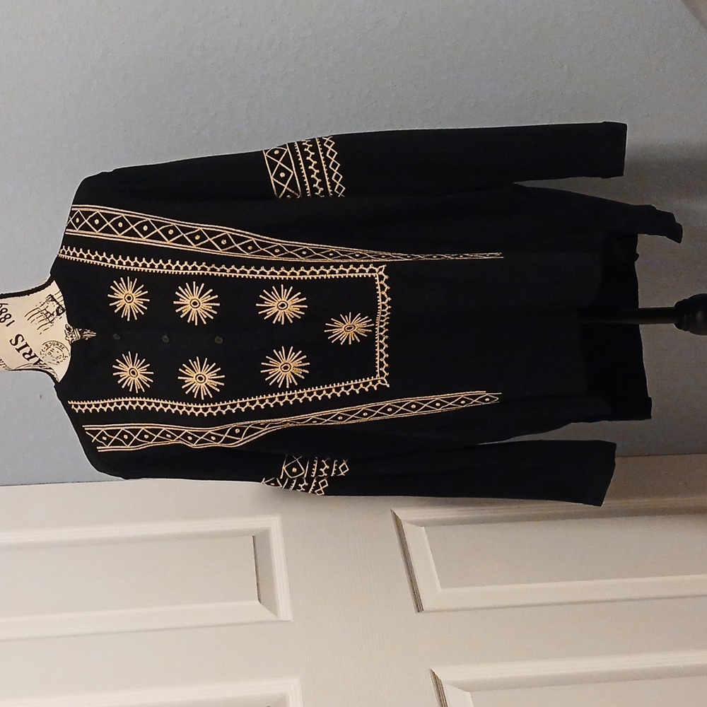 NWT - Sheryl Crow Embroidered Tunic Blouse - Size S